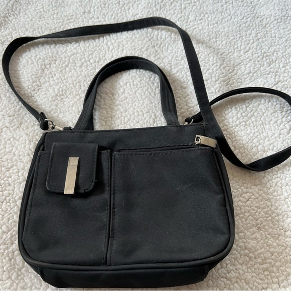 Black Crossbody  Bag - Picture 2 of 3